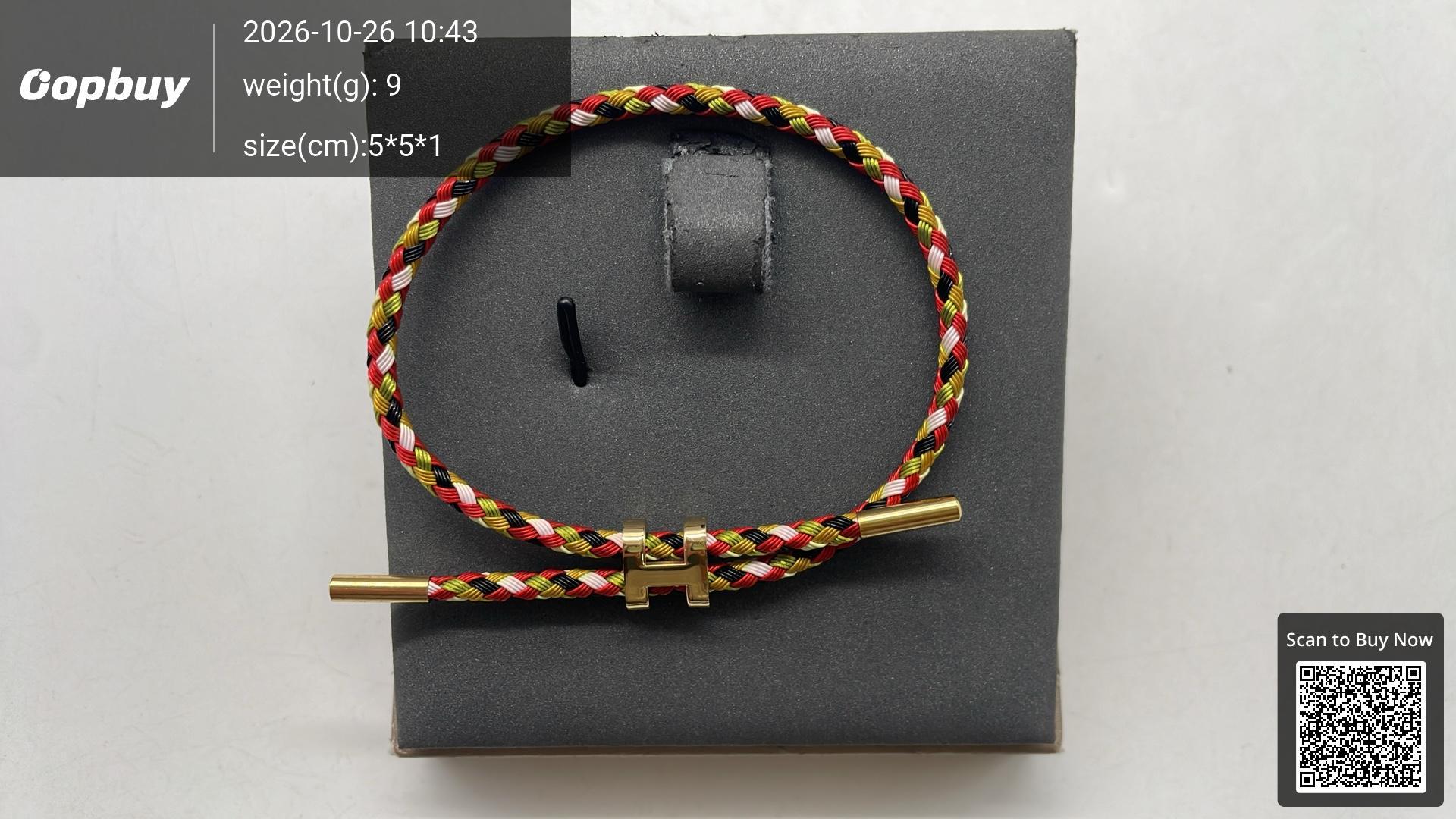 Foto QC 8 de Hermes Tournis Tresse Bracelet Leather Gold Plated Purple