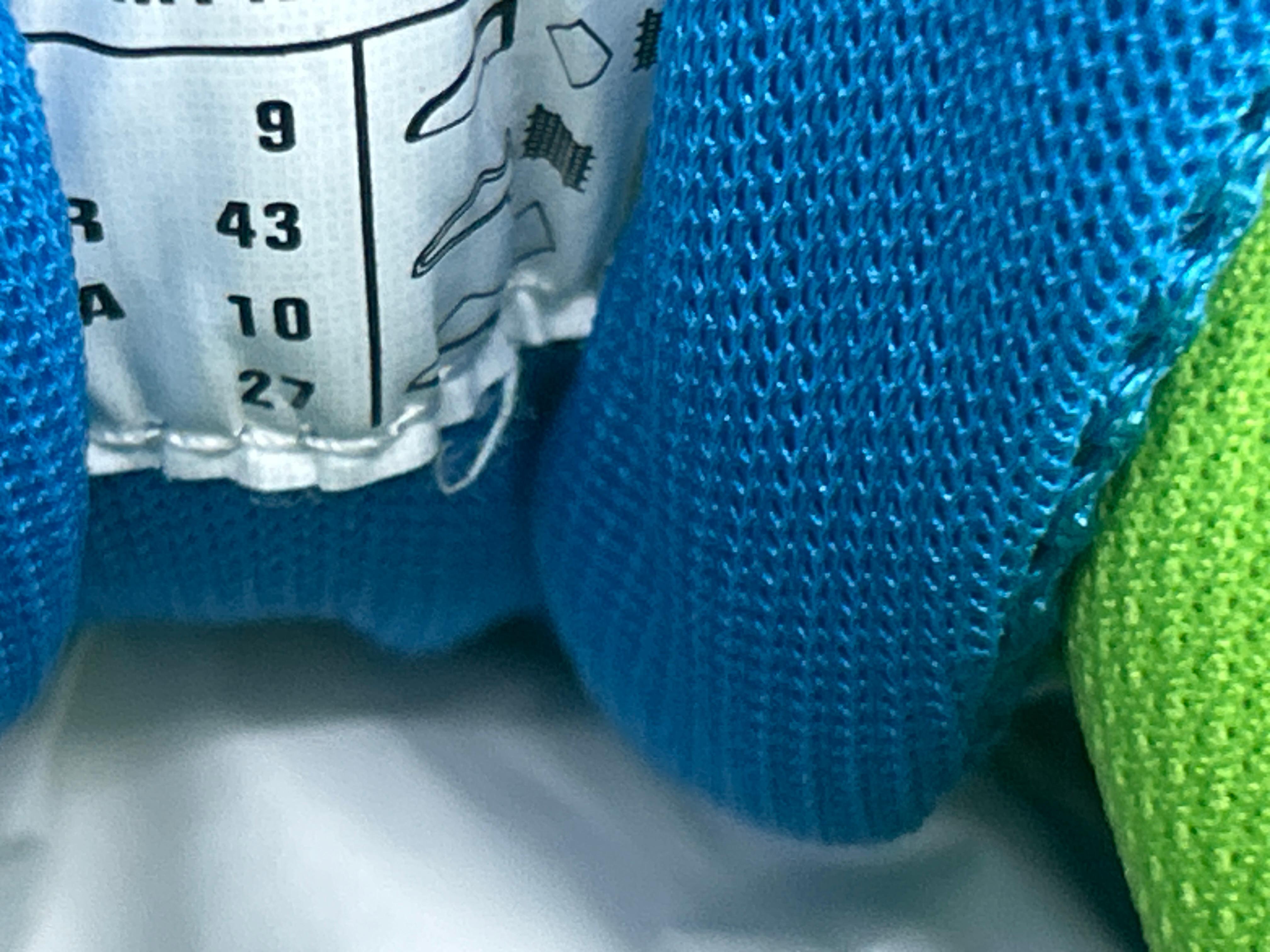 Foto QC 8 de Balenciaga Track Clear Sole White 647742-W3BM1-9000
