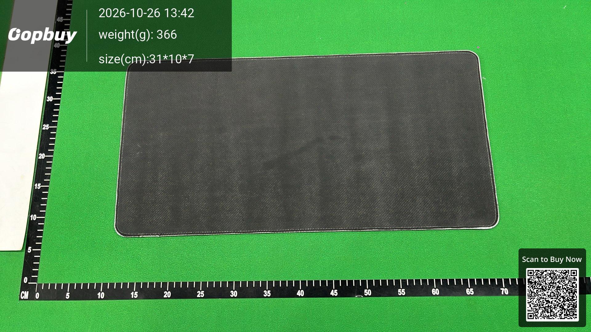 Foto QC 4 de Cherry Blossom Desk Mat Black