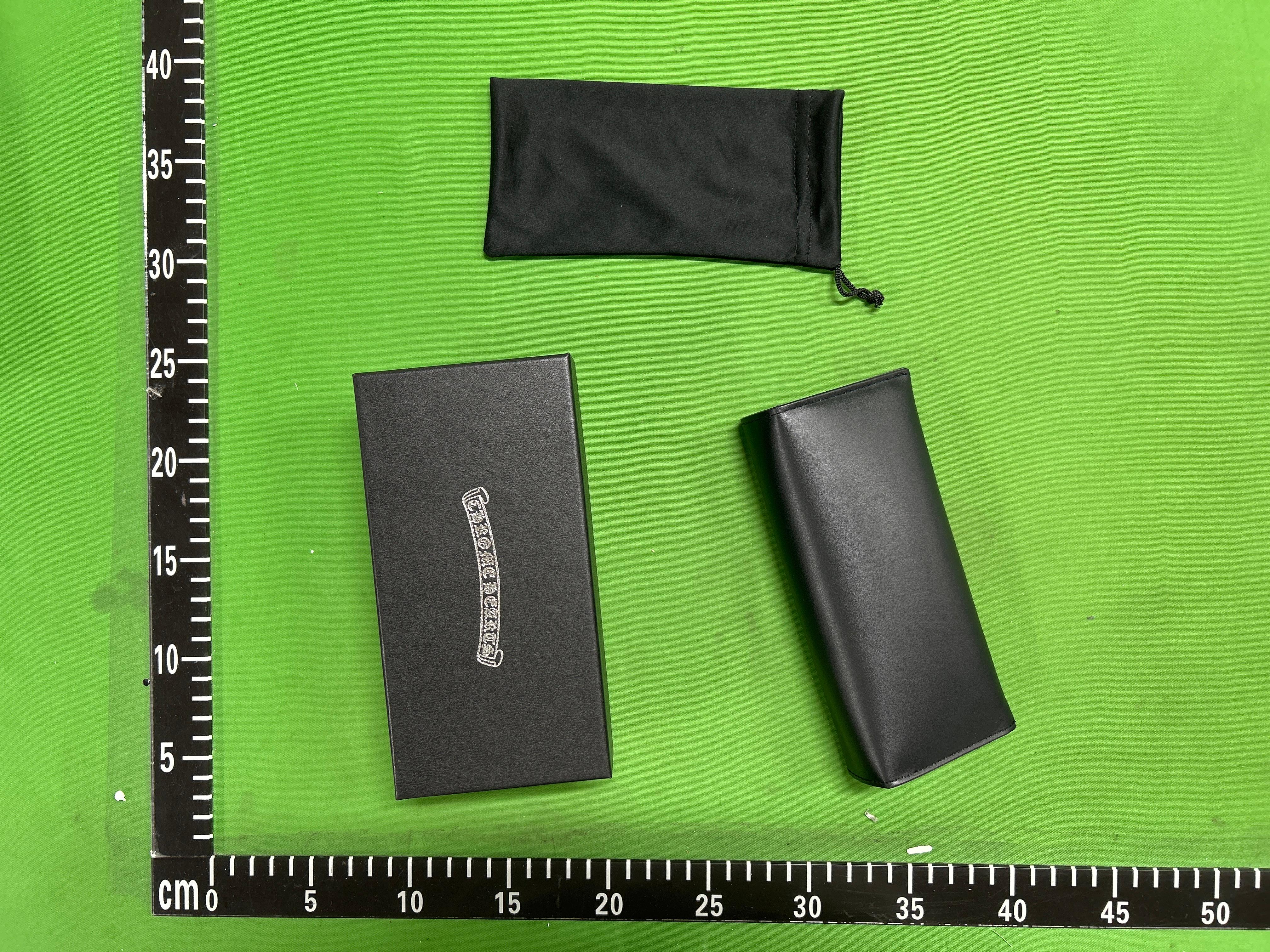 Foto QC 5 de Generic Eyewear Case Set Brown