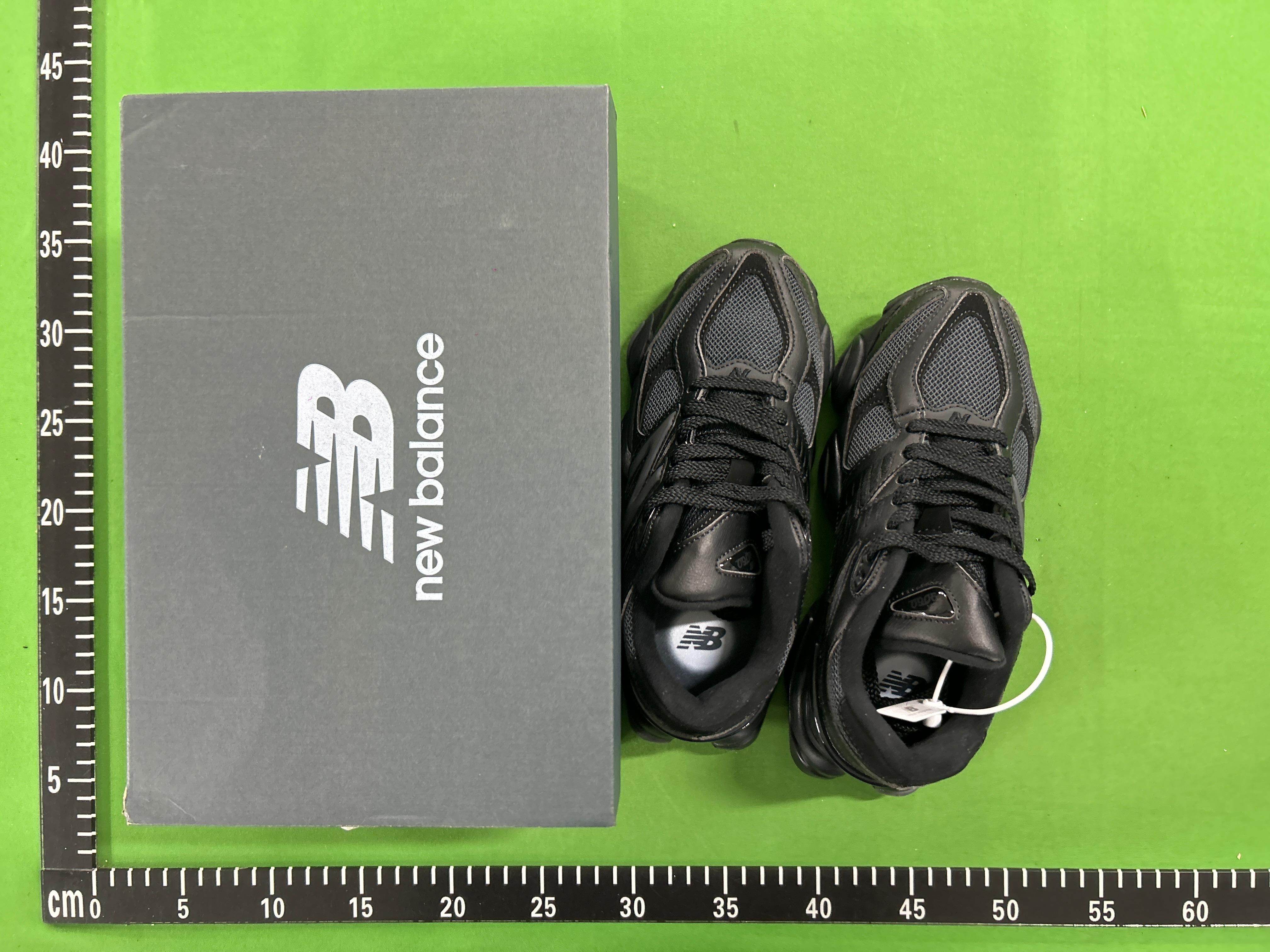 Foto QC 3 de New Balance 9060 Low Rain Cloud U9060ERD