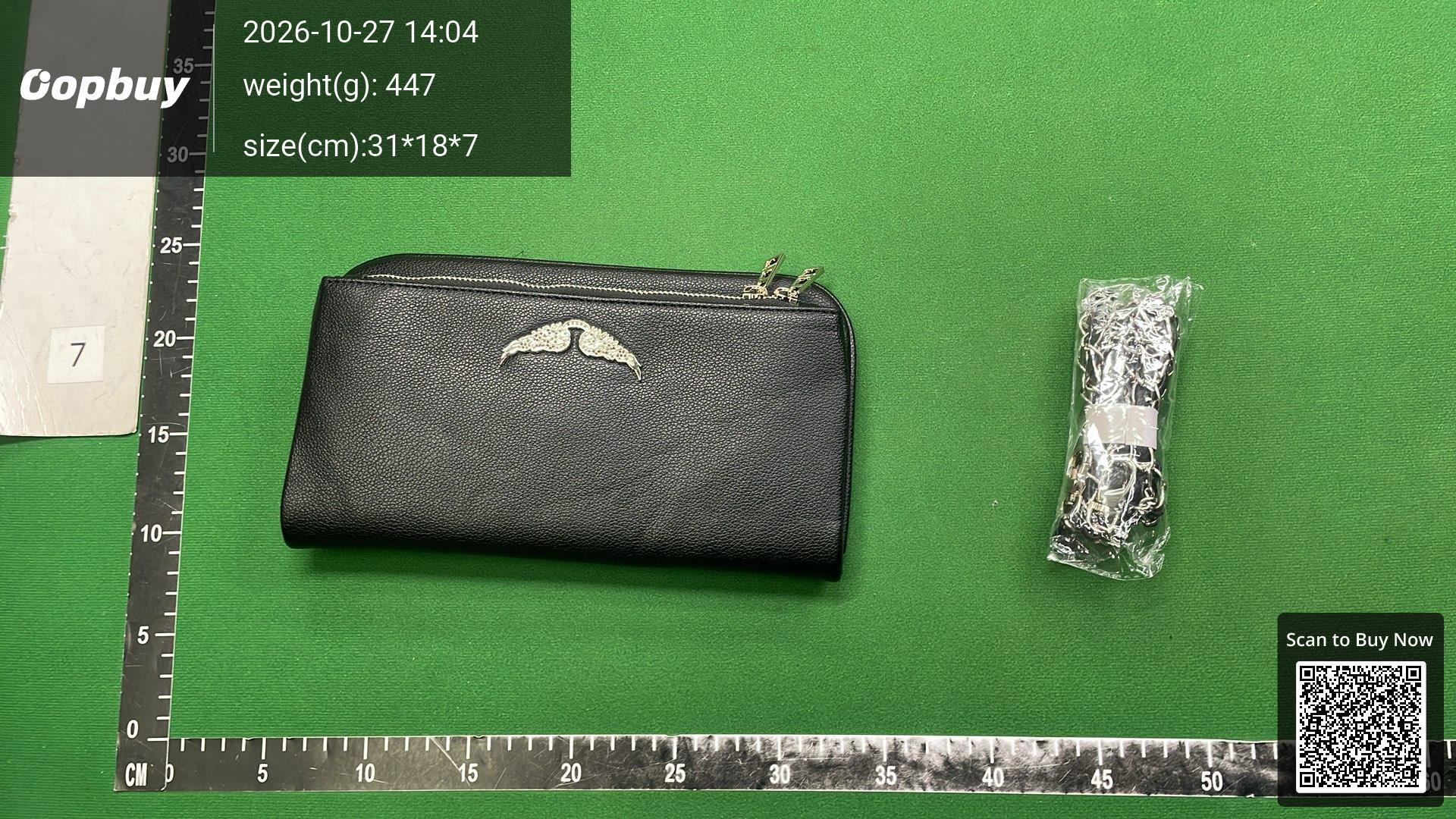 Foto QC 3 de Other Rock Envelope Crossbody Bag Black Grained Leather