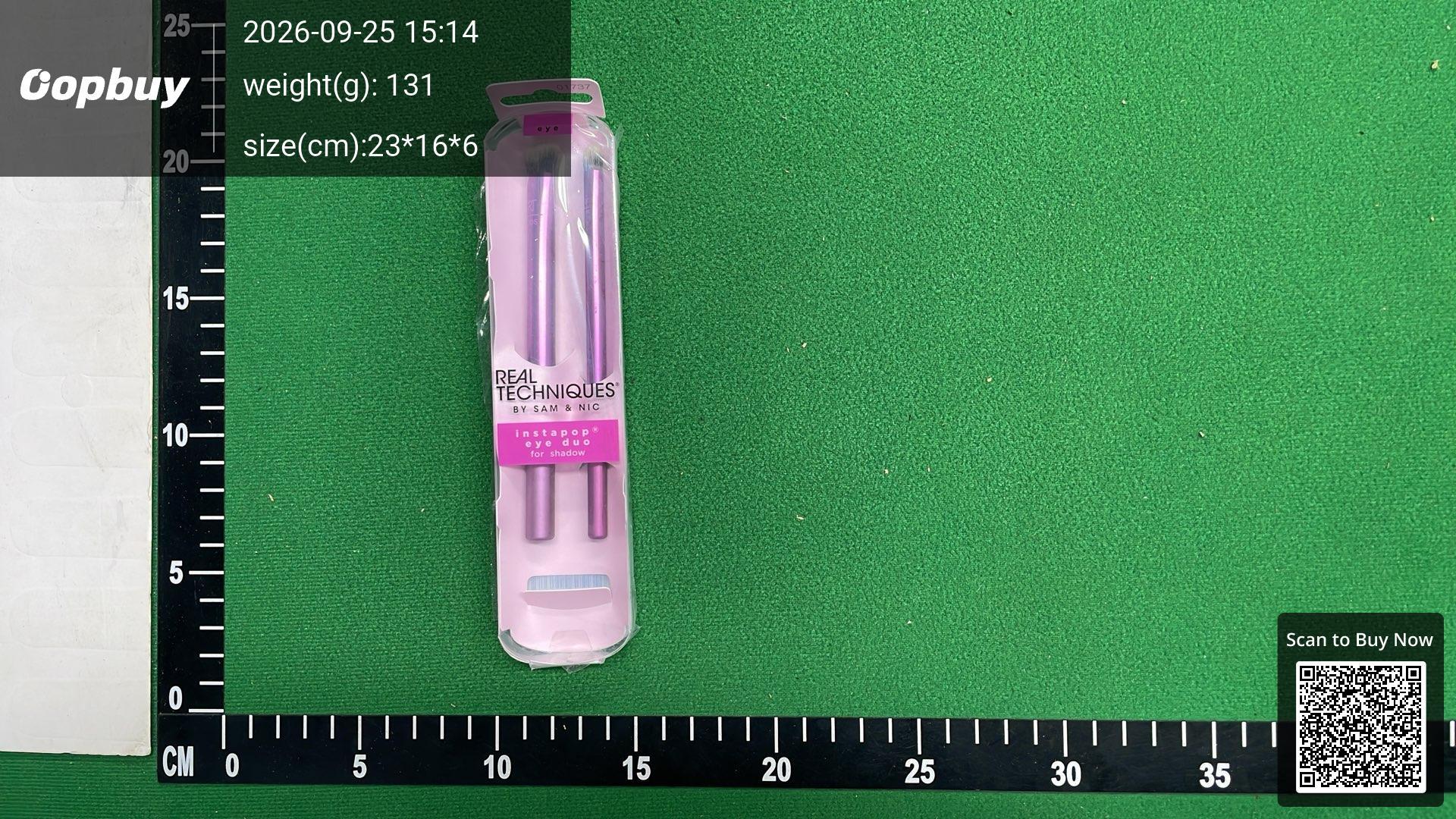 Foto QC 8 de Real Techniques Seamless Complexion Brush