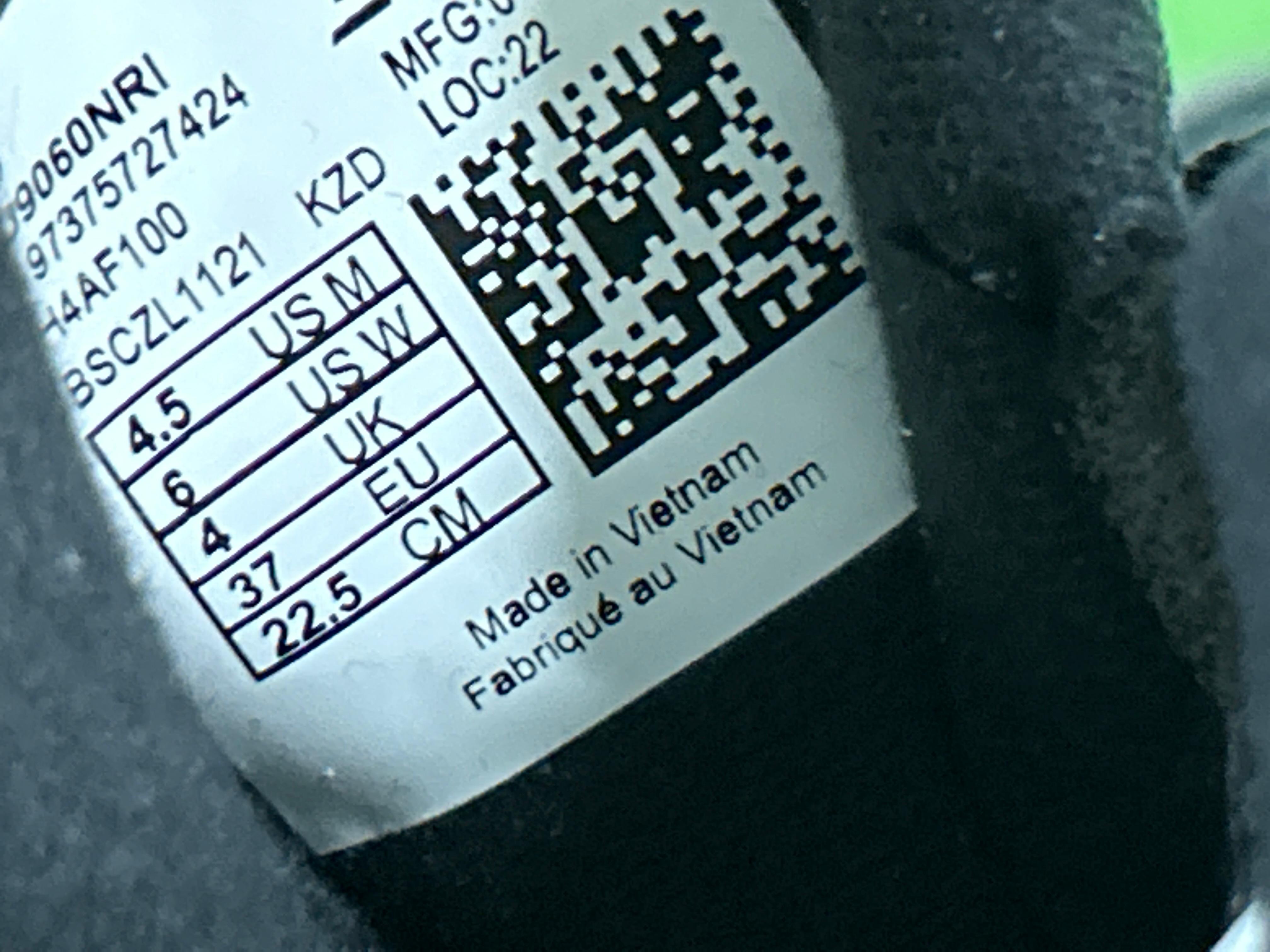 Foto QC 8 de New Balance 9060 Low Rain Cloud U9060ERD