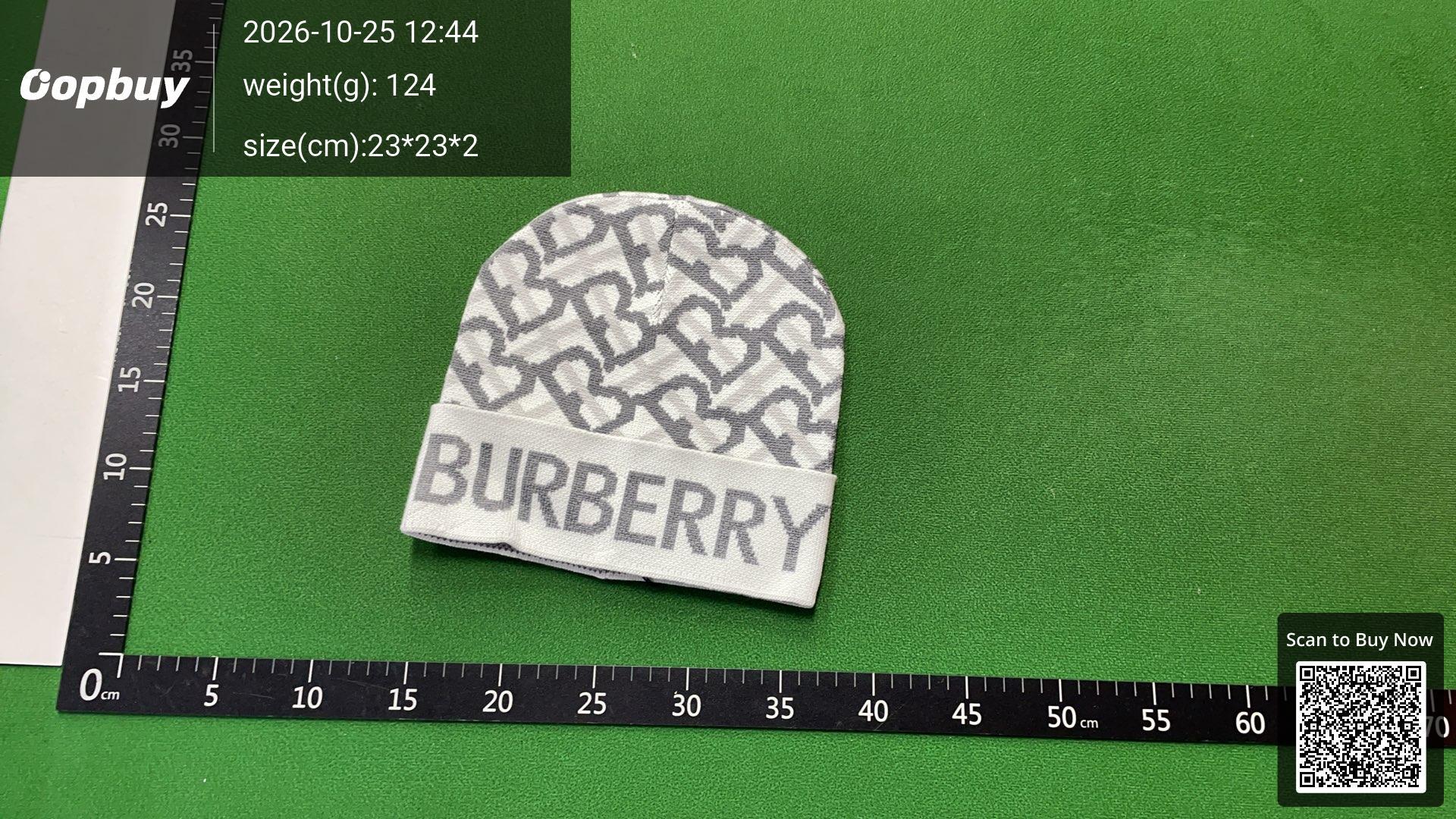 Foto QC 8 de Burberry TB Monogram Beanie Red