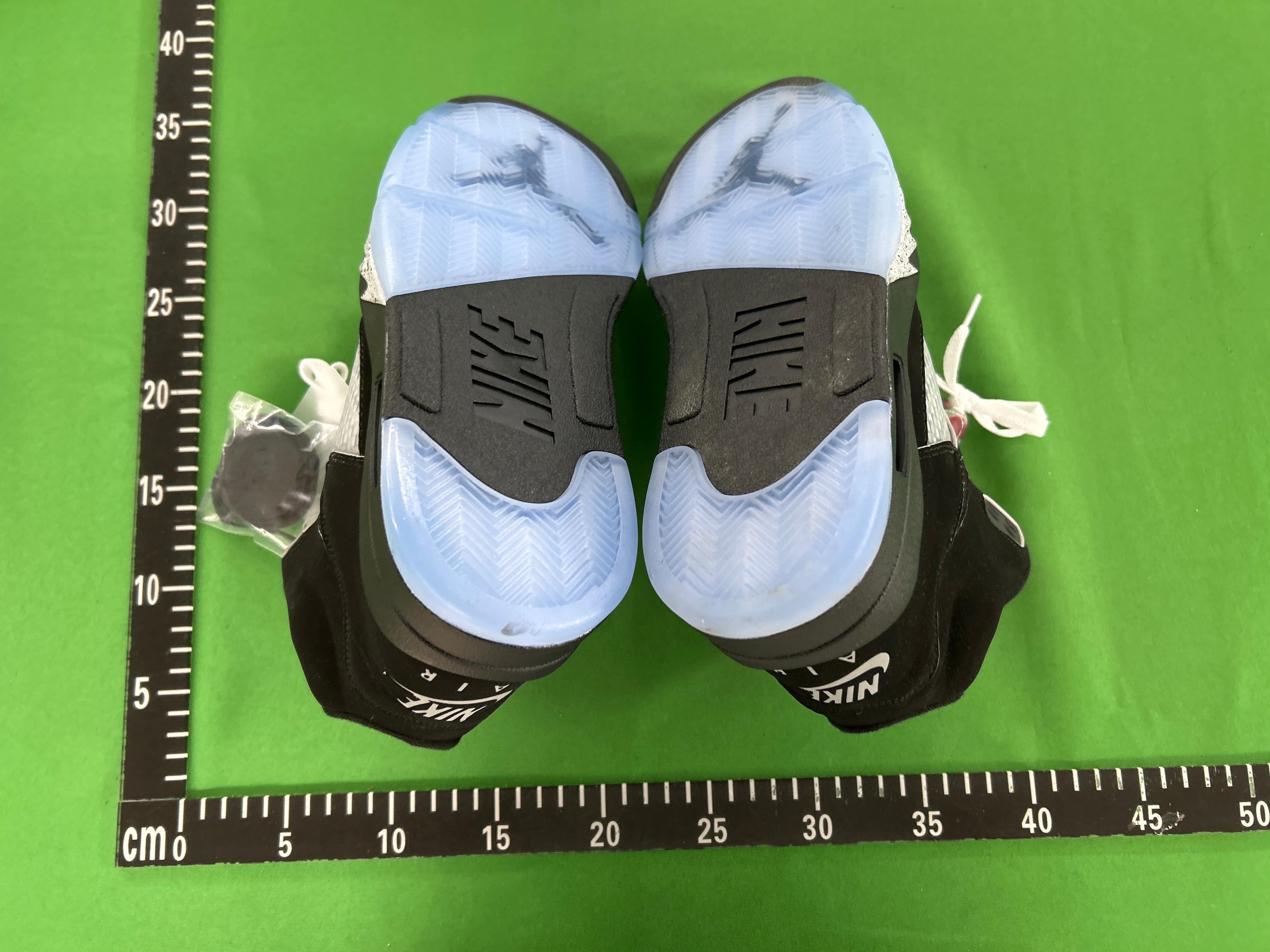 Foto QC 6 de Jordan 5 Retro Supreme White 824371-101