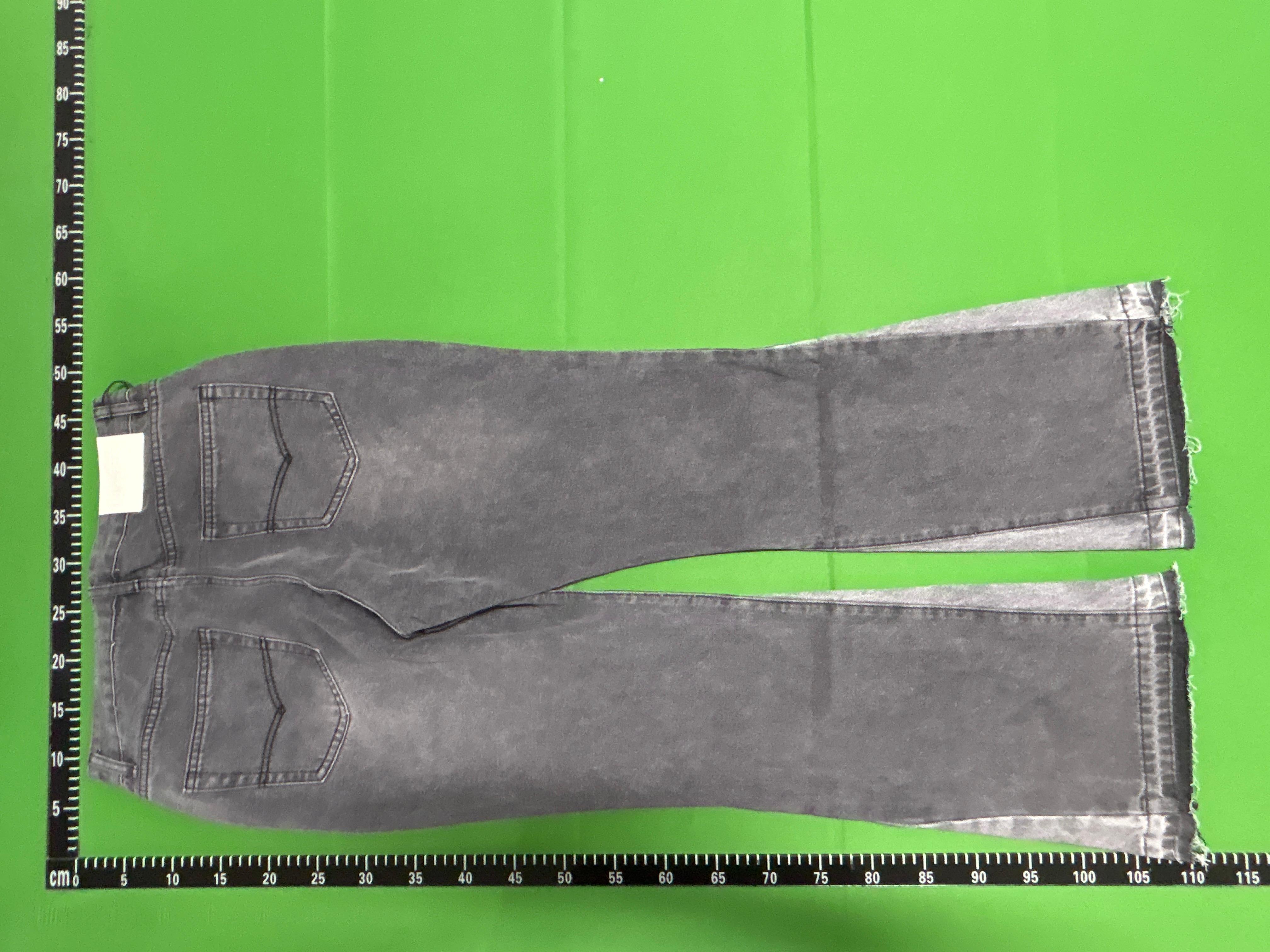 Foto QC 3 de Jeans Flared Distressed Washed Black