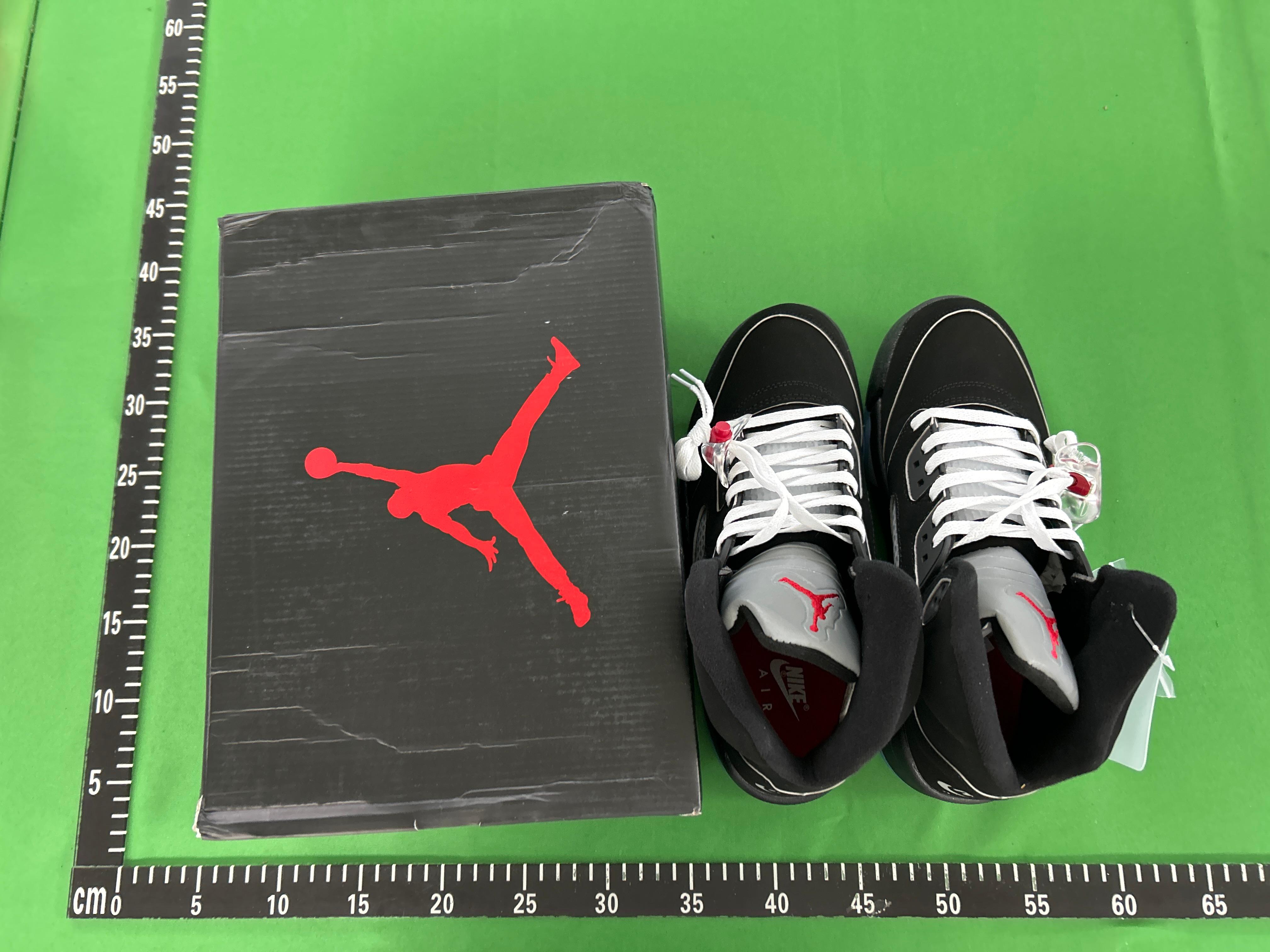 Foto QC 2 de Jordan 5 Retro Supreme White 824371-101