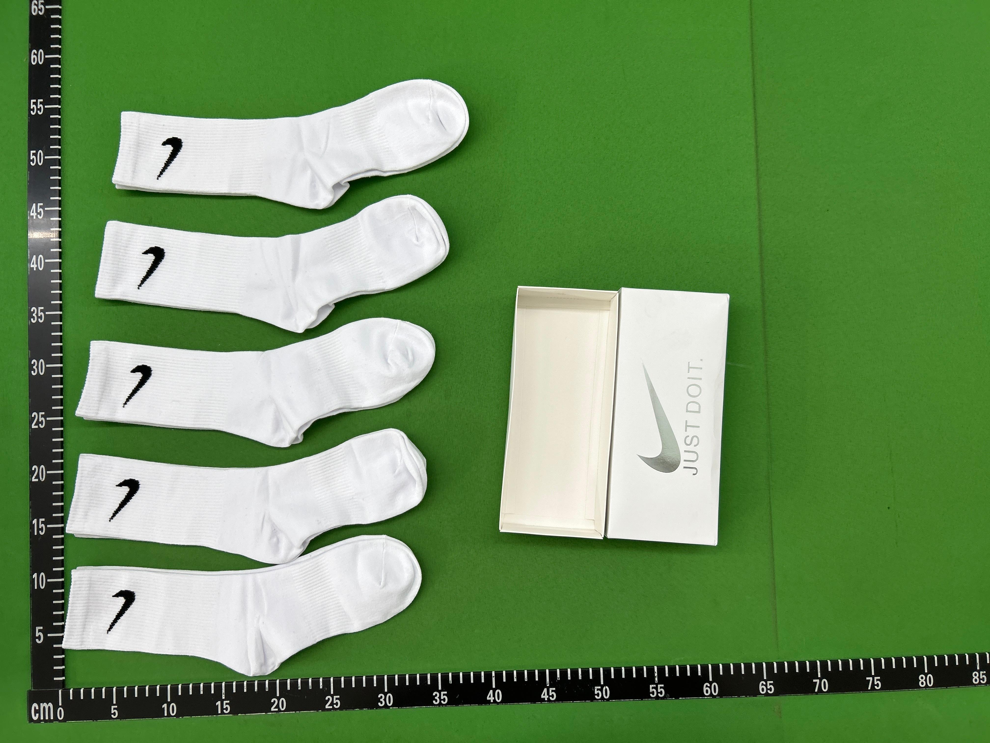 Foto QC 5 de Nike Crew Socks Everyday Grey