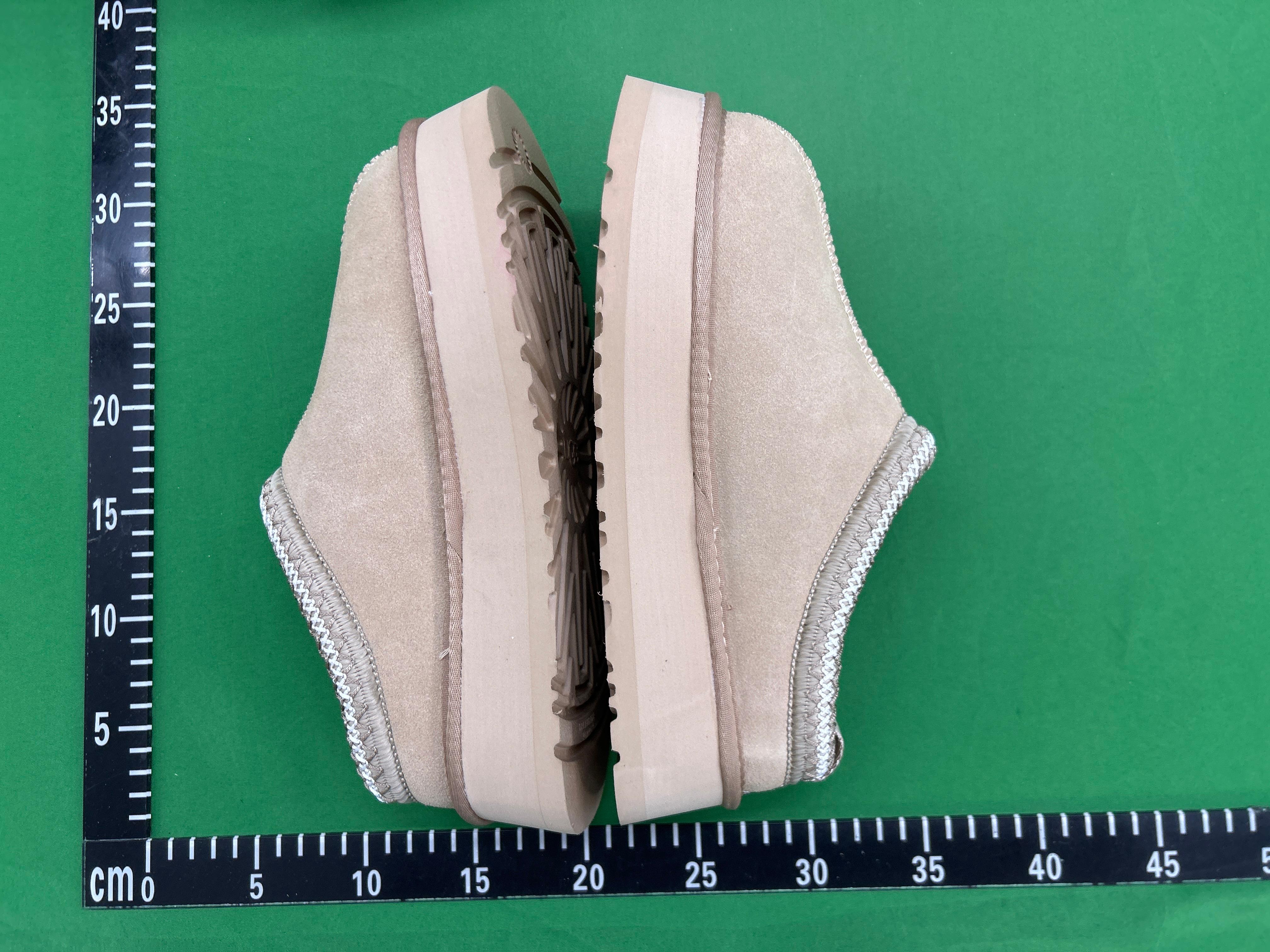 Foto QC 6 de Louis Vuitton Monogram Short Boot Flat Monogram Eclipse Black