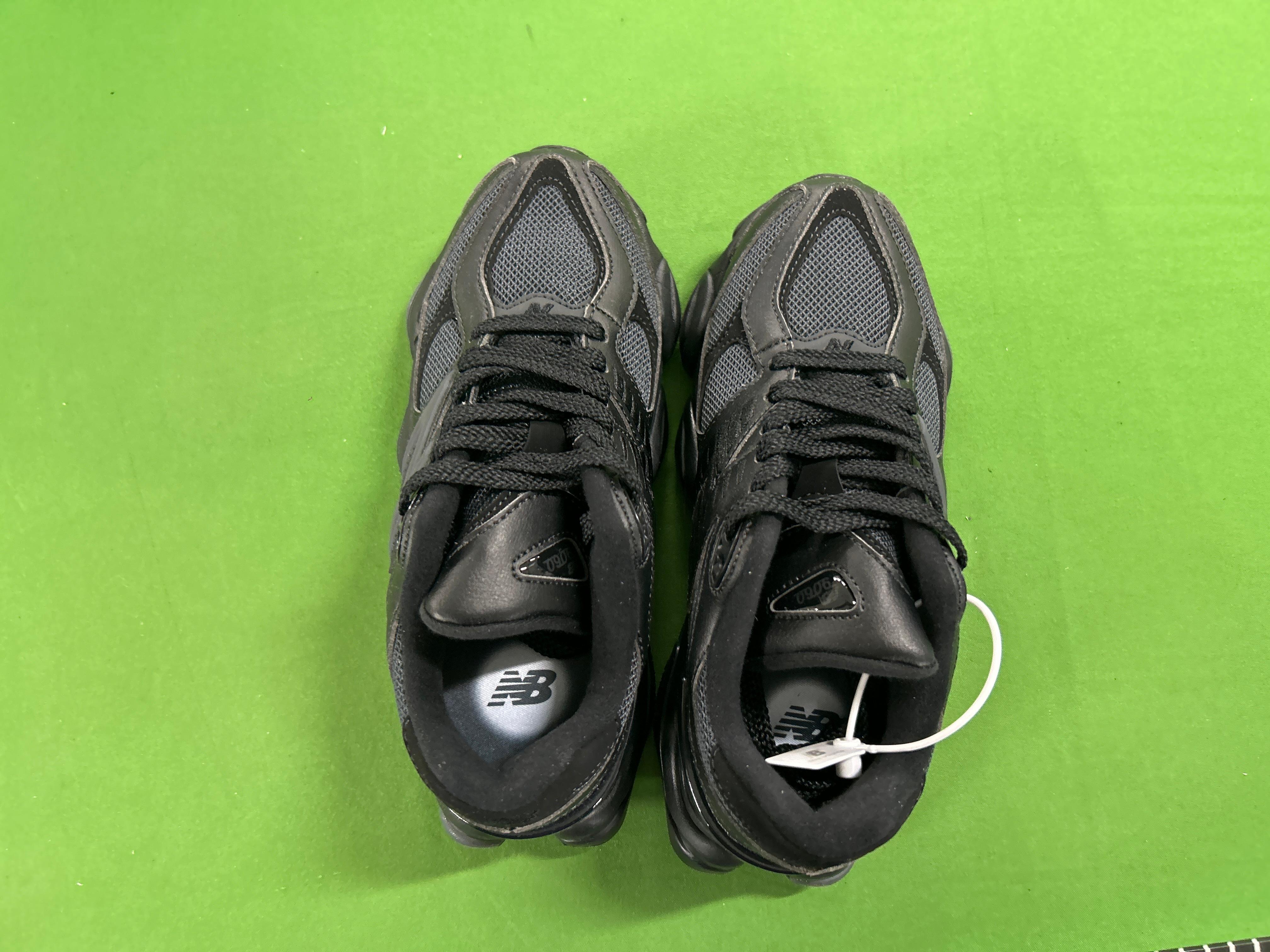 Foto QC 2 de New Balance 9060 Low Rain Cloud U9060ERD