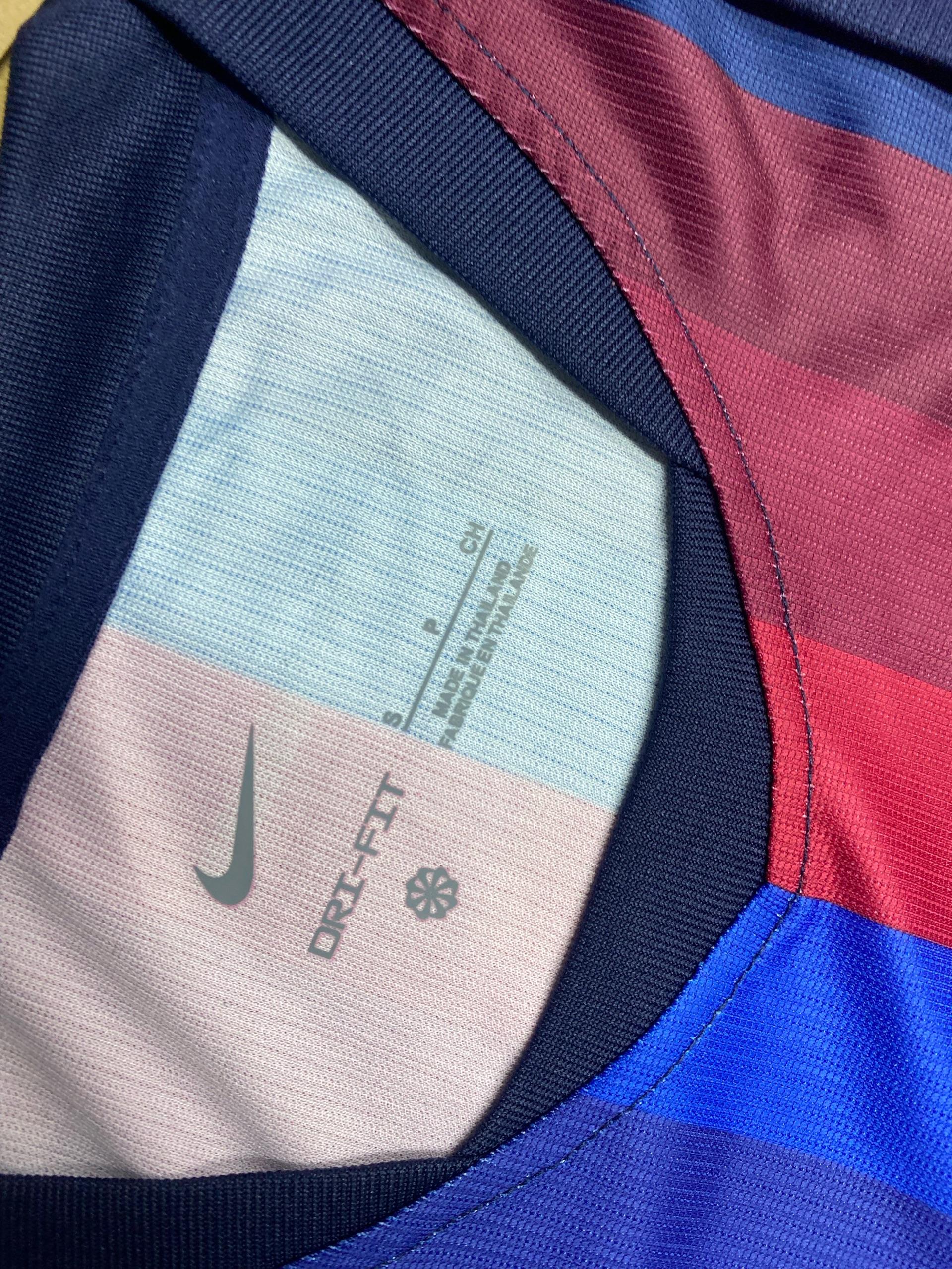 Foto QC 3 de Nike x FC Barcelona 2026/27 Third Jersey Green Frost