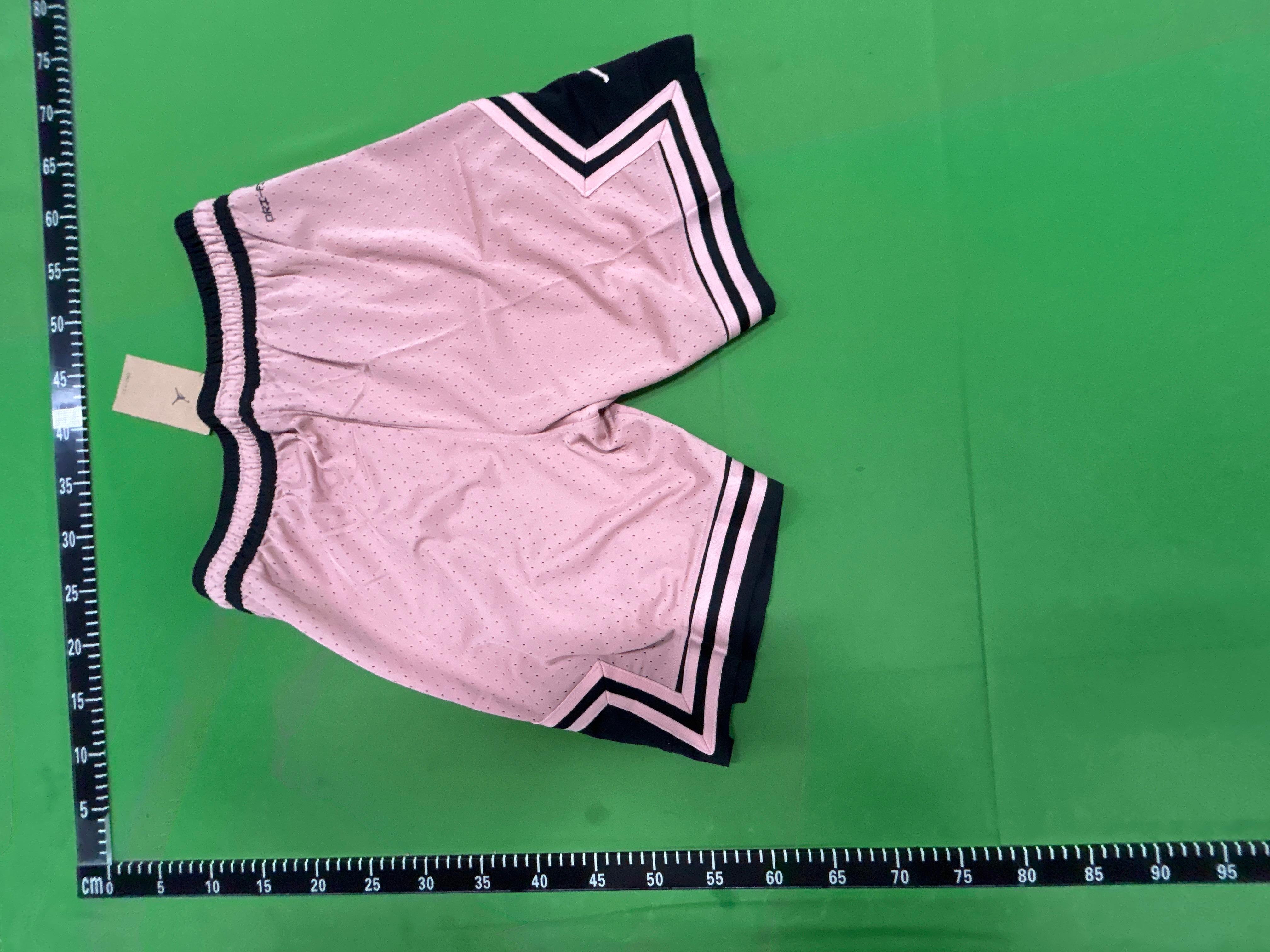Foto QC 3 de Jordan Dri-FIT Sport Diamond Basketball Shorts Mesh Yellow Ochre Black