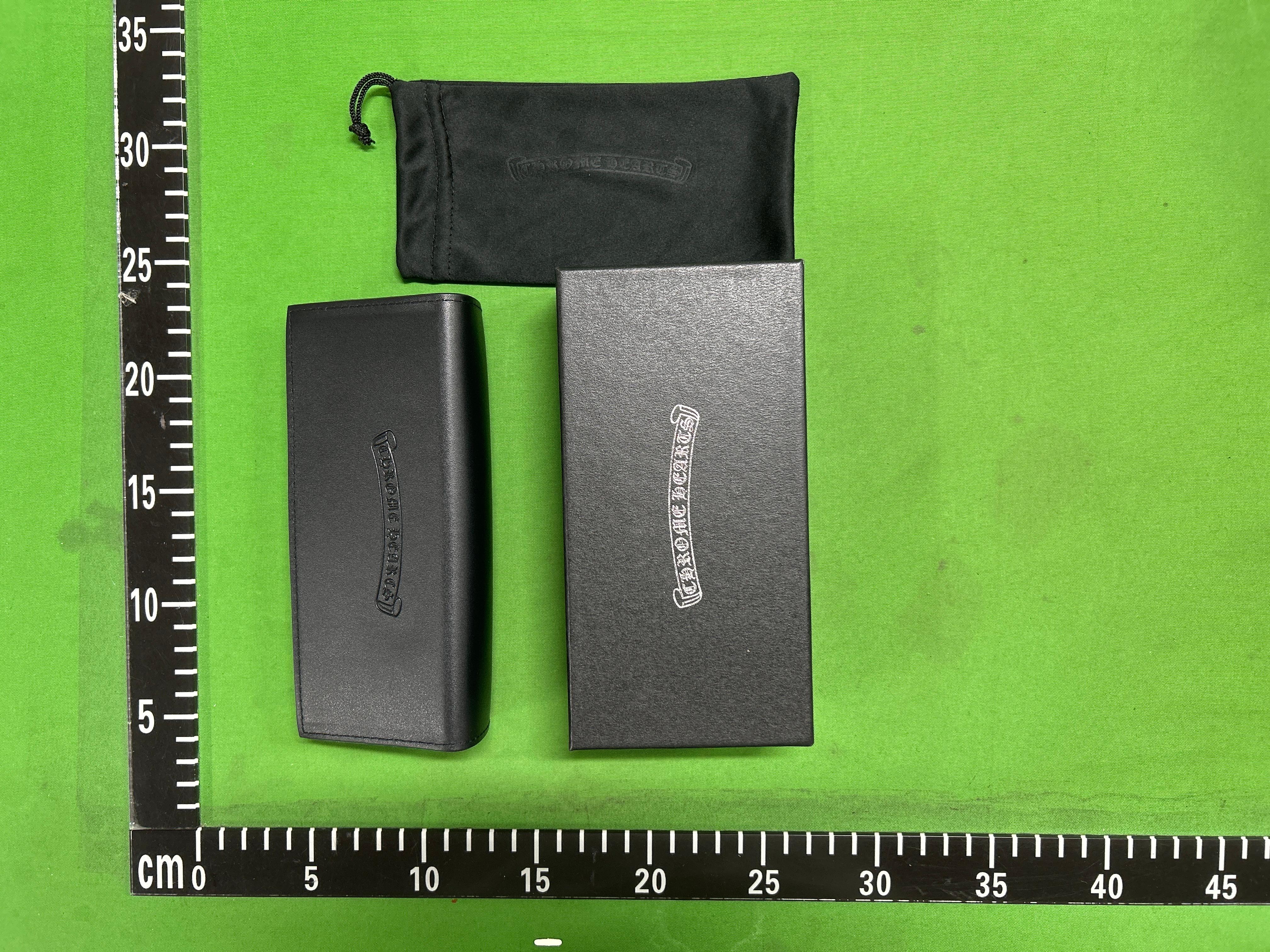 Foto QC 1 de Generic Eyewear Case Set Brown