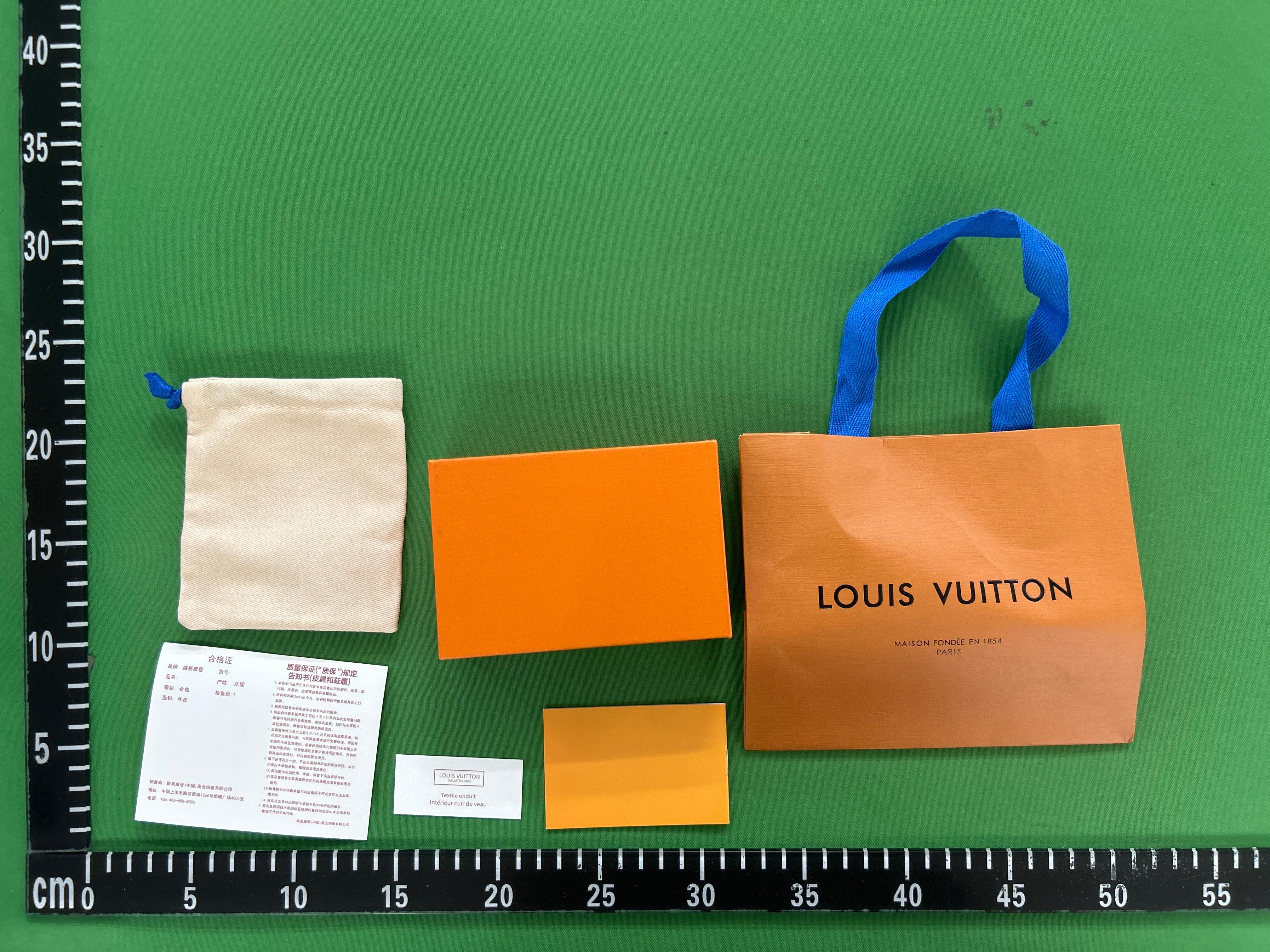 Foto QC 2 de Louis Vuitton Bracelet Leather Brown