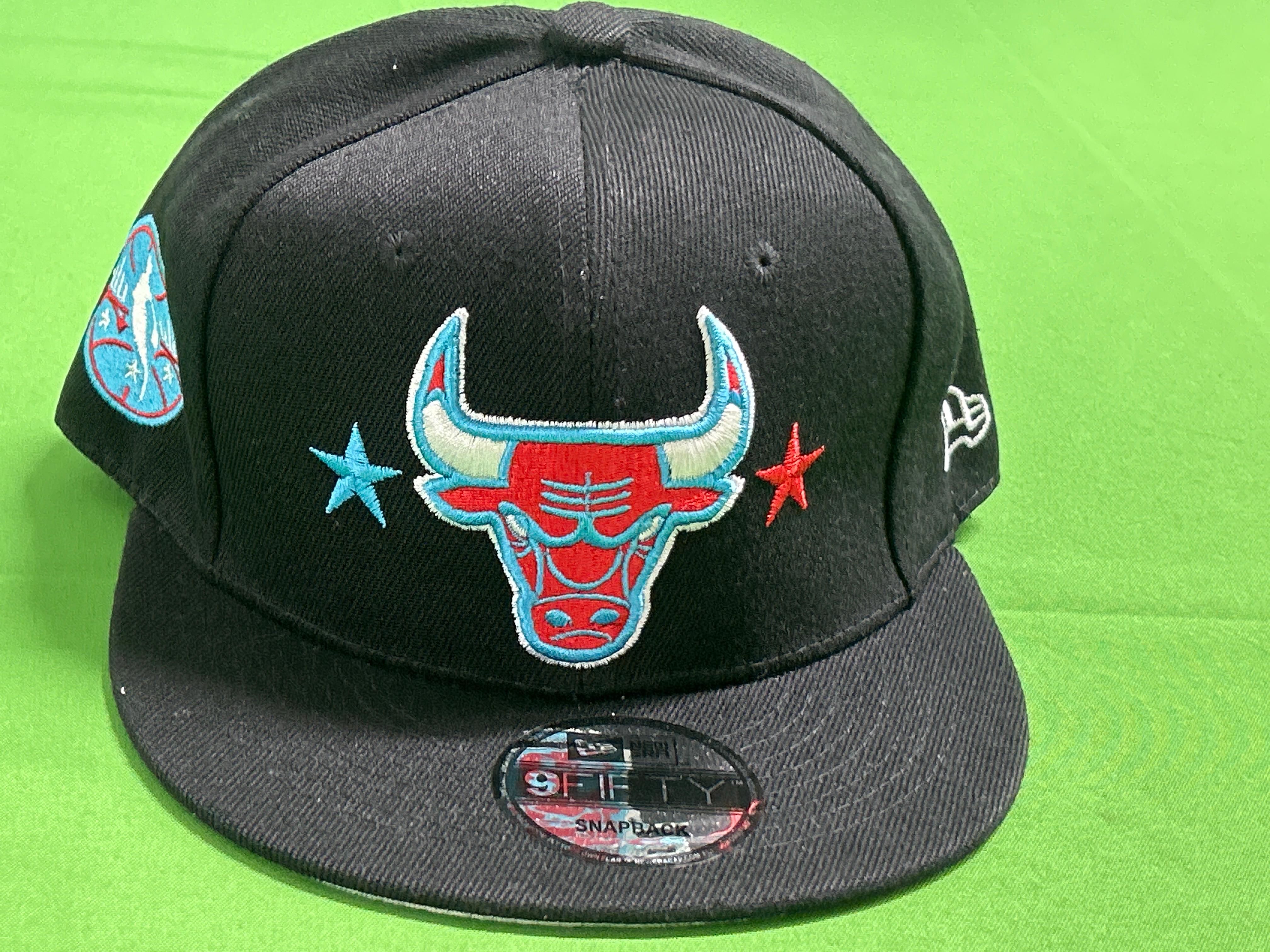 Foto QC 4 de Mitchell & Ness Chicago Bulls Cap Black Camo