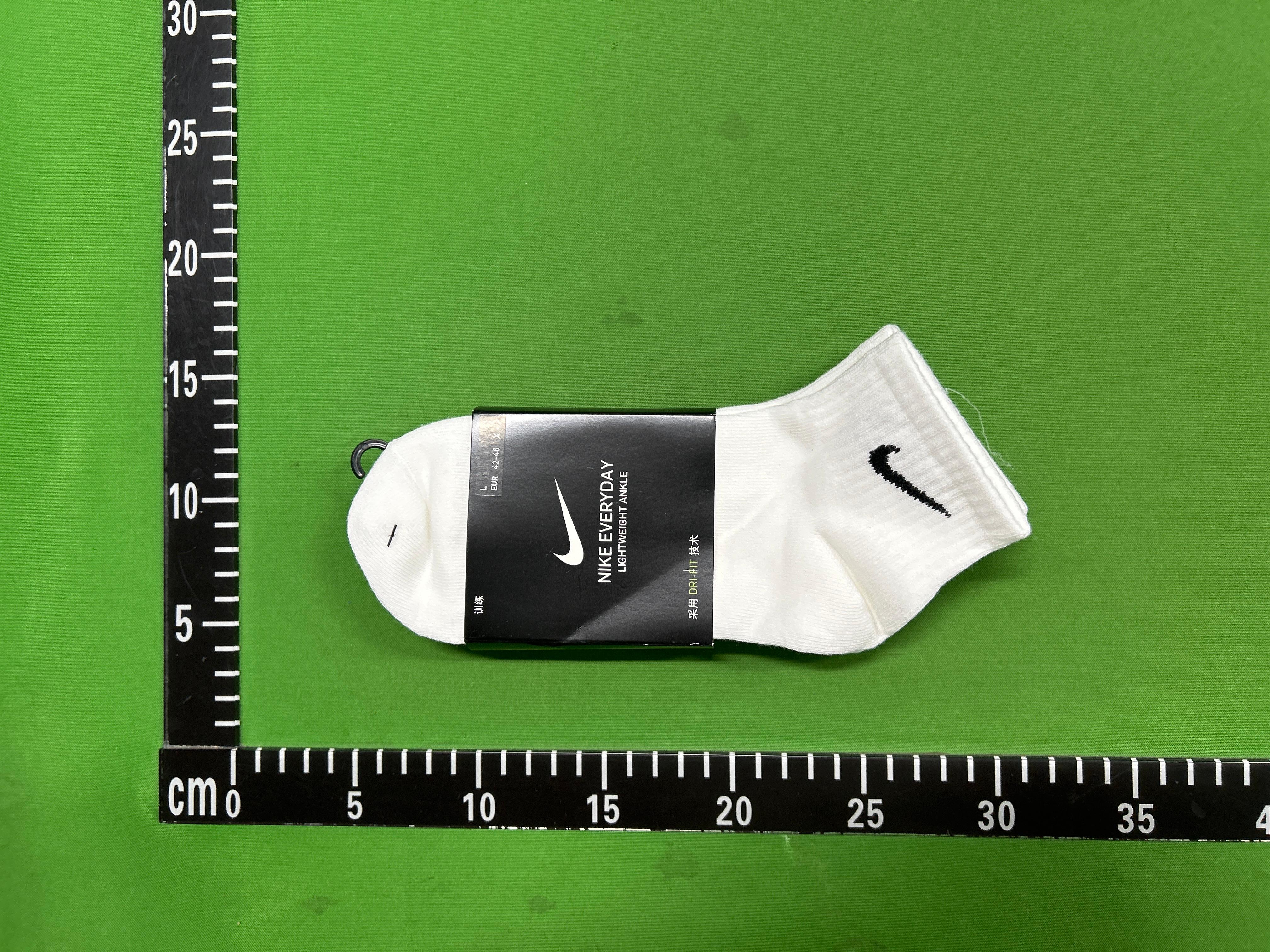 Foto QC 2 de Nike NOCTA Crew Socks White Black